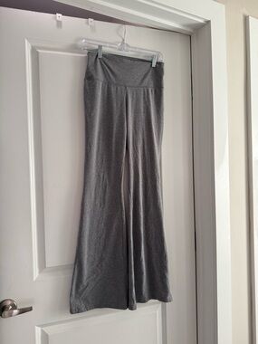 Gray Flared Yoga Pants - Stretch Flare Leg